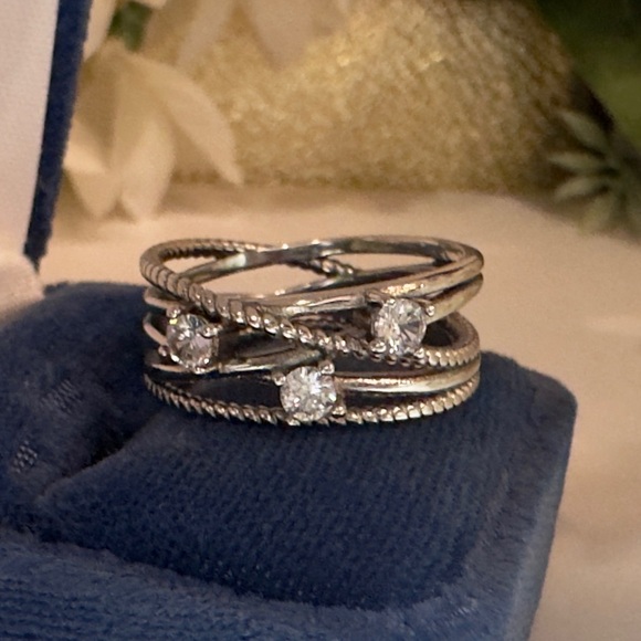 NEW! Sterling Silver Diamond Crossover multi band wide ring. Size about 8. - Picture 9 of 12